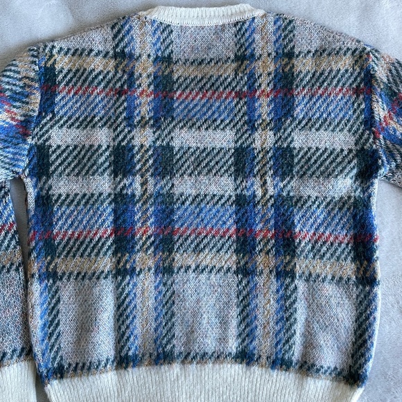 Heather Super Cute Mohair Blend Sweater - Picture 4 of 4